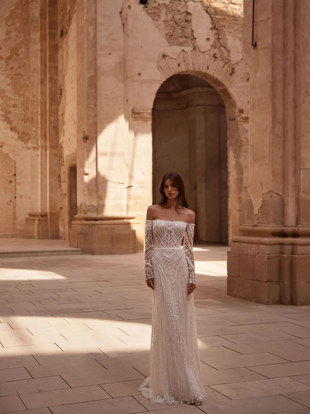 Princesa marfim vestidos de casamento com cauda destacável, lindo vestido de pérolas para a noiva, chique a linha vestido nupcial