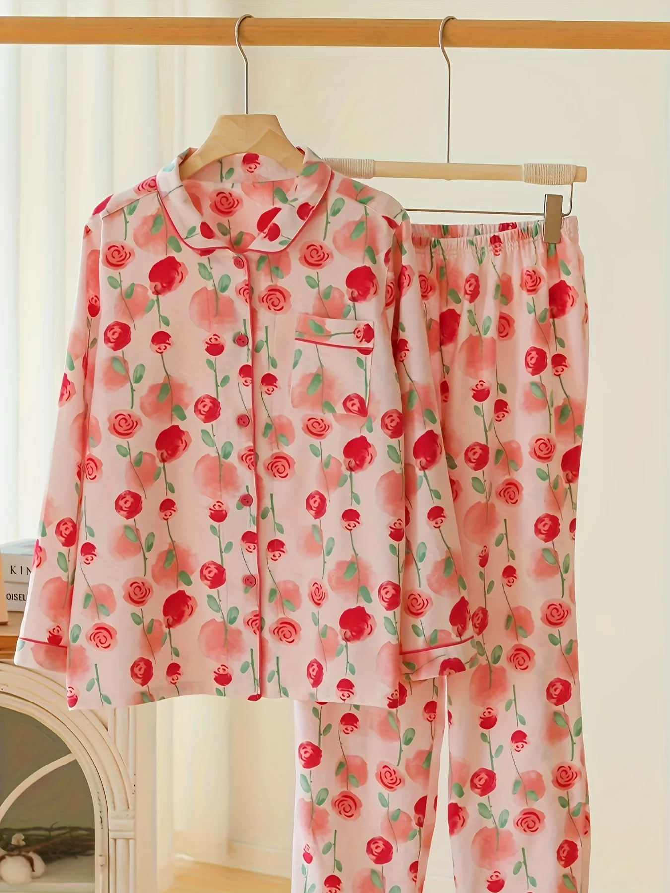 

High-Value New Women's Autumn/Winter Pajama Set - Simple, Casual and Sweet Loungewear。