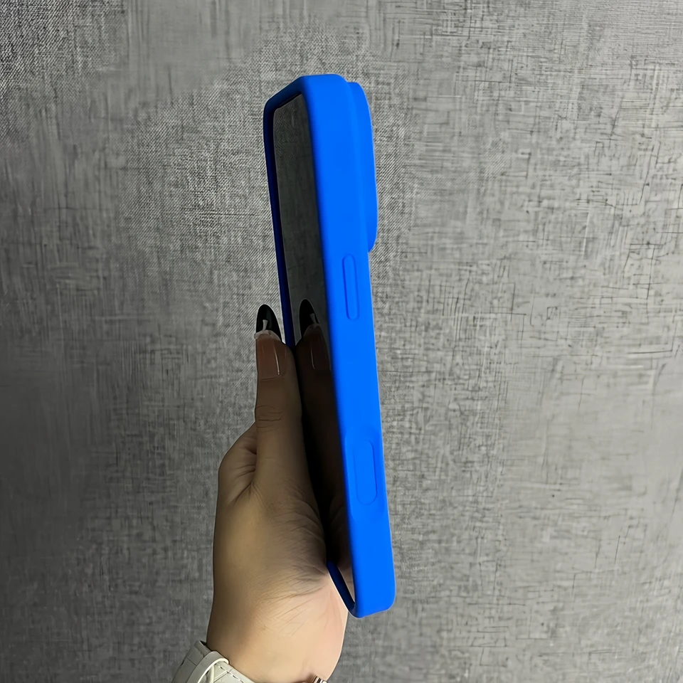 Funda de silicona líquida azul cobalto para iPhone 17 Pro Max 16 Pro Max 15 14 13 12 con botón de control de cámara, cubierta suave mate 3