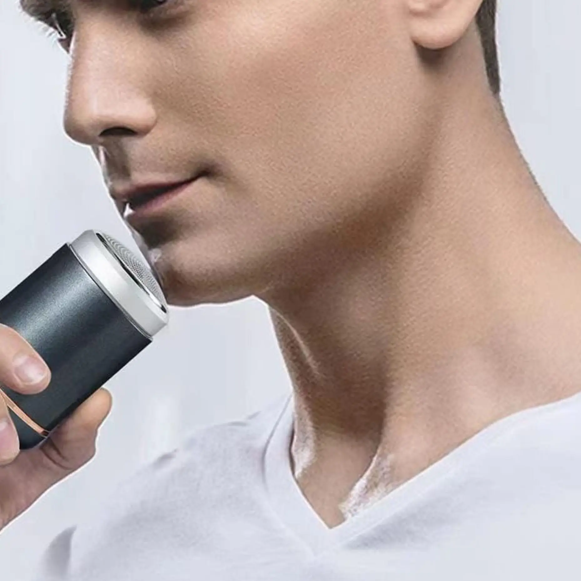 Mini Electric Shaver for Men, Ultra Small Travel Shaver Electric Shaver - Quick Charge, Powerful Motor, Easy One Button Use.