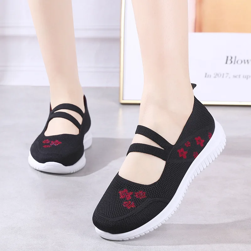 Women Shoes 2024 Summer New Female Casual Flat Shoes Breathable Comfortable Woman Outdoor Walking Footwear Mom Leisure Loafers