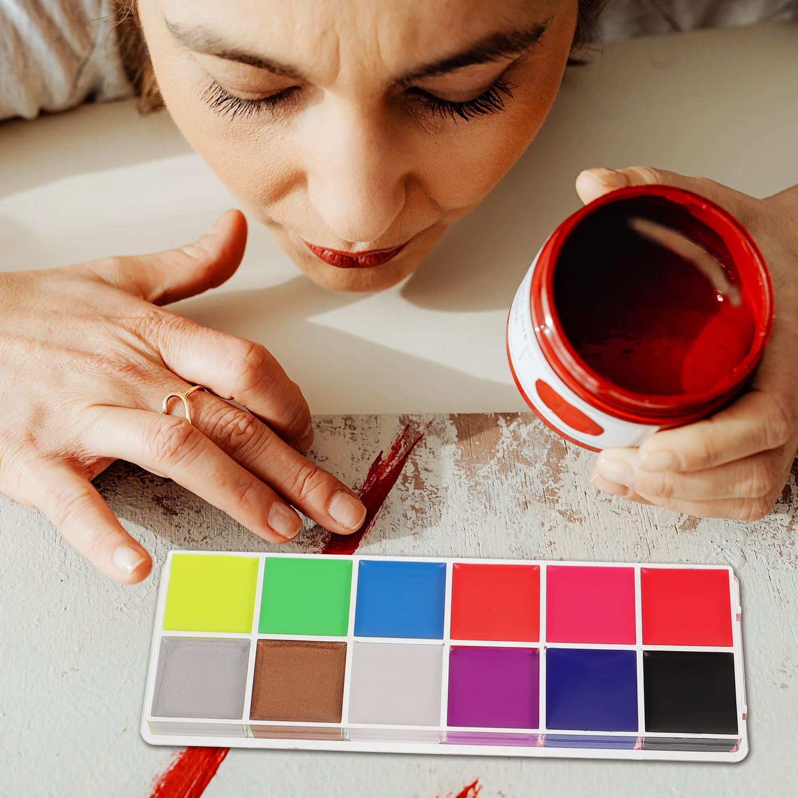 

1 Box Fluorescent Oil- Body Paint Kit Long-Lasting Non-Smudge Skin-Safe For Halloween Festival Party Cosplay Adult