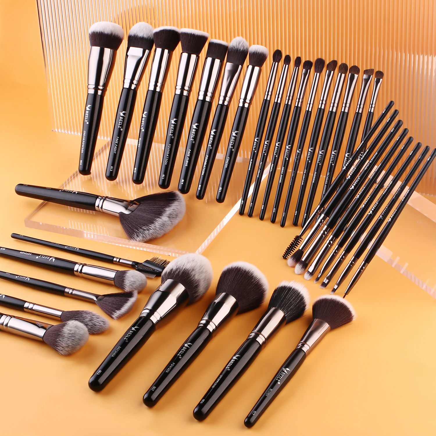 BEILI Professional Premium Makeup Brushes 12/15/22/30/35pcs Foundation Loose Powder Eye Blending Makeup Brush Set Low Price