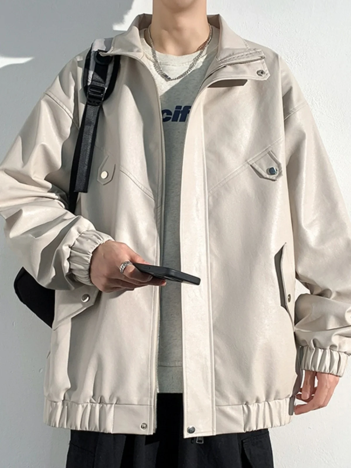 

Мужская куртка из искусственной кожи оверсайз в уличном стиле, мотоциклетная, модная осенняя верхняя одежда с молнией, длинными рукавами, защита от морщин