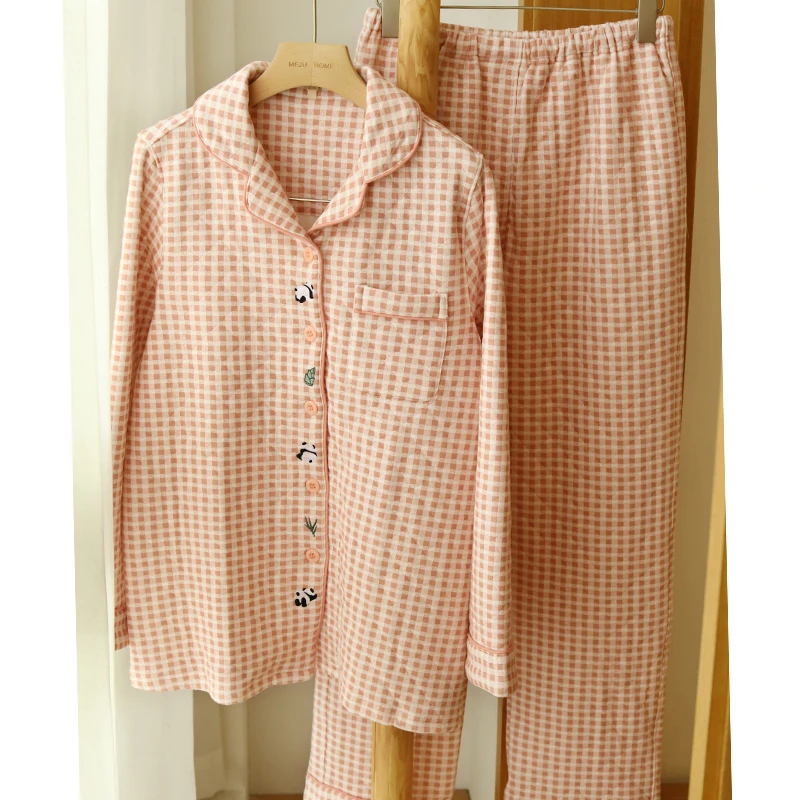 Winterpaar aus reiner Baumwolle, dreilagige Baumwolle, gepolstert, dicke Pyjamas, Cartoon-Stickerei, warme Winterkleidung für Männer und Frauen