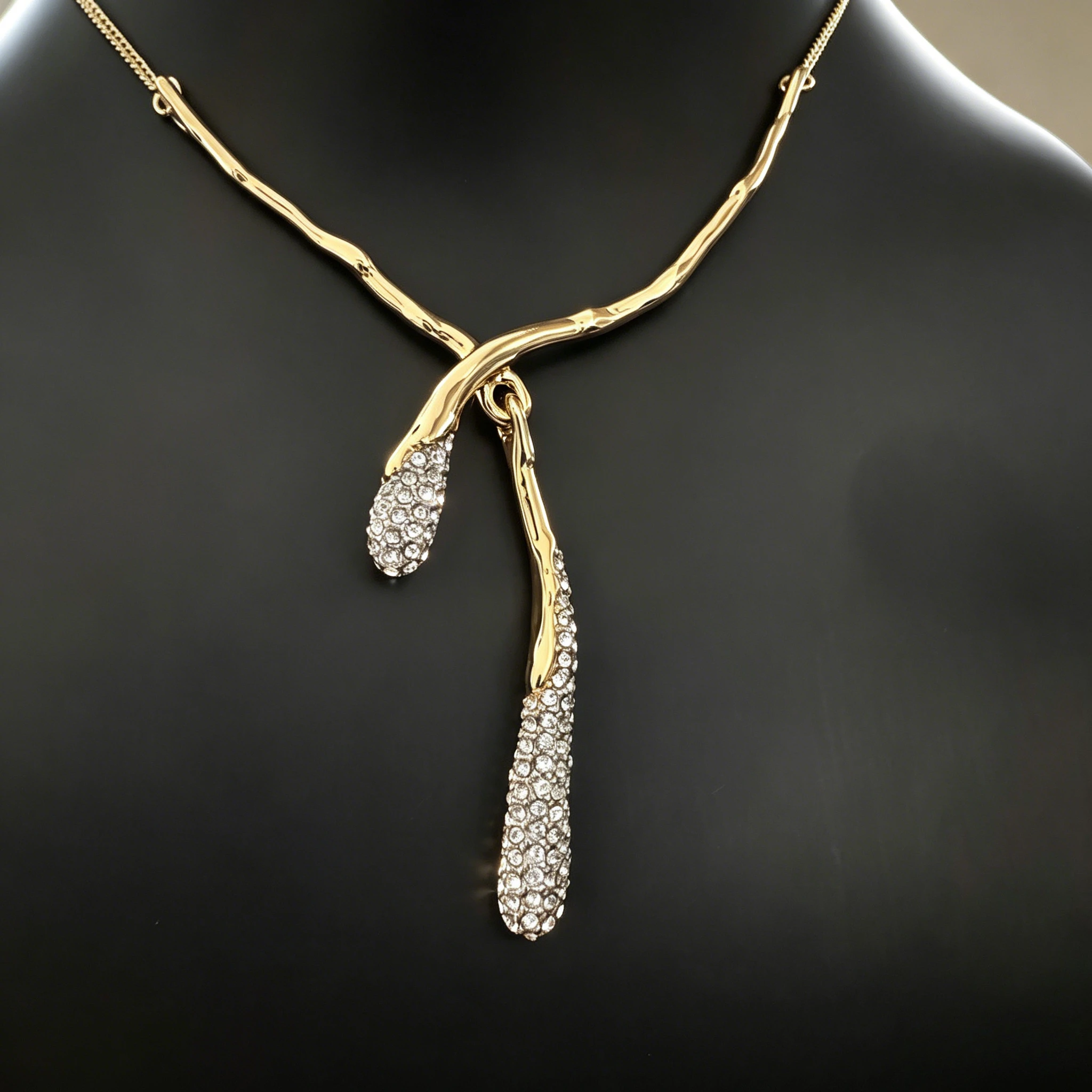 

VKVVA AB Design Rhinestone Geometric Water Drop intersect, Splicing Color Unique Personalized Pendant Necklace for Women