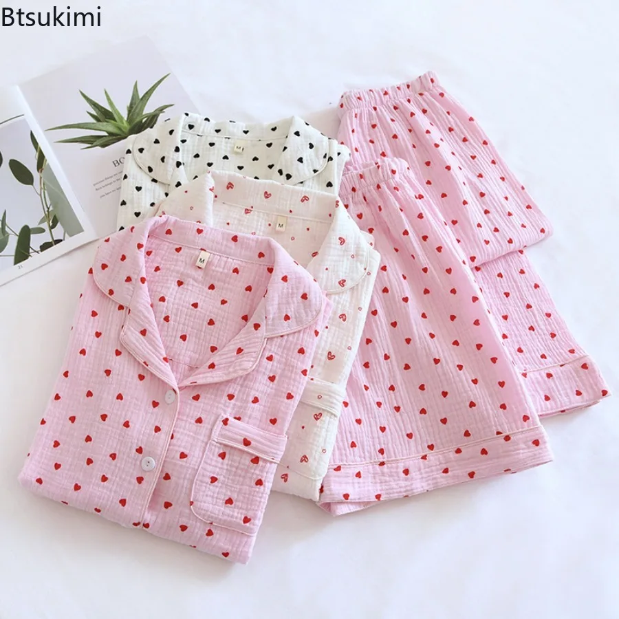 新しい春と夏の女性のパジャマ 3 点セット半袖 + ショートパンツ + ズボン綿 100% ガーゼラブプリントホームウェアセット