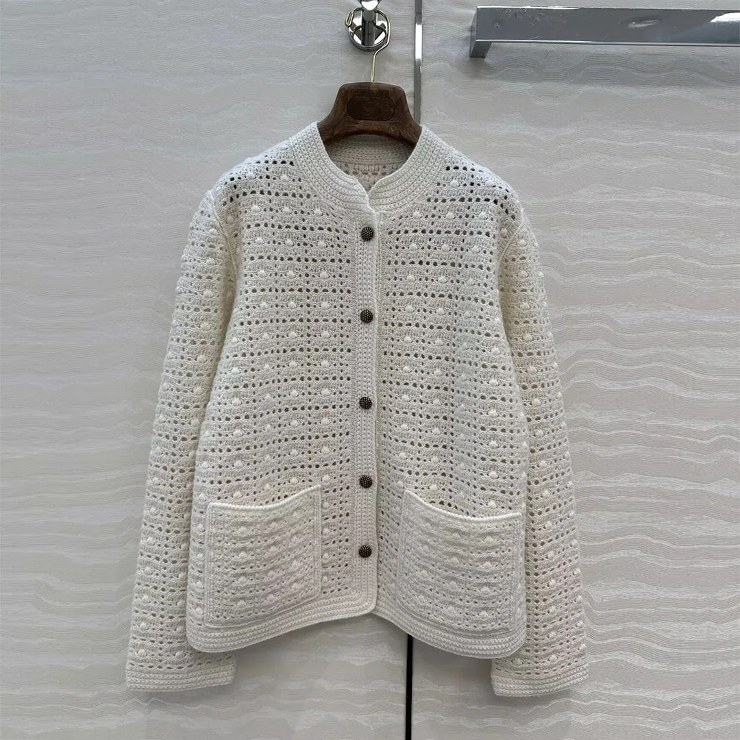 

2025 New Autumn Old Money Style Crochet Knitting Sweater Women O-neck Long Sleeve Single Breasted Pockets Knitted Cardigan