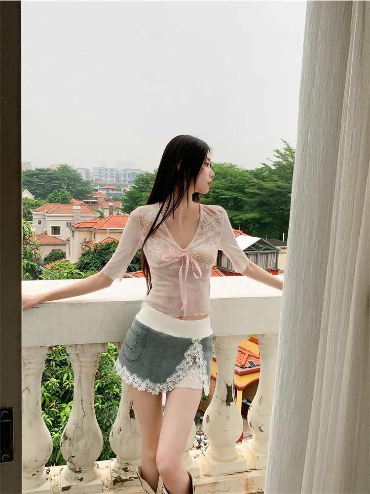 النمط الفرنسي المتخصصة القوس العميق الخامس تنوعا التعادل صبغ تي شيرت للنساء + الدنيم المرقعة الدانتيل التخسيس الدنيم تنورة Y2K تنورة صغيرة