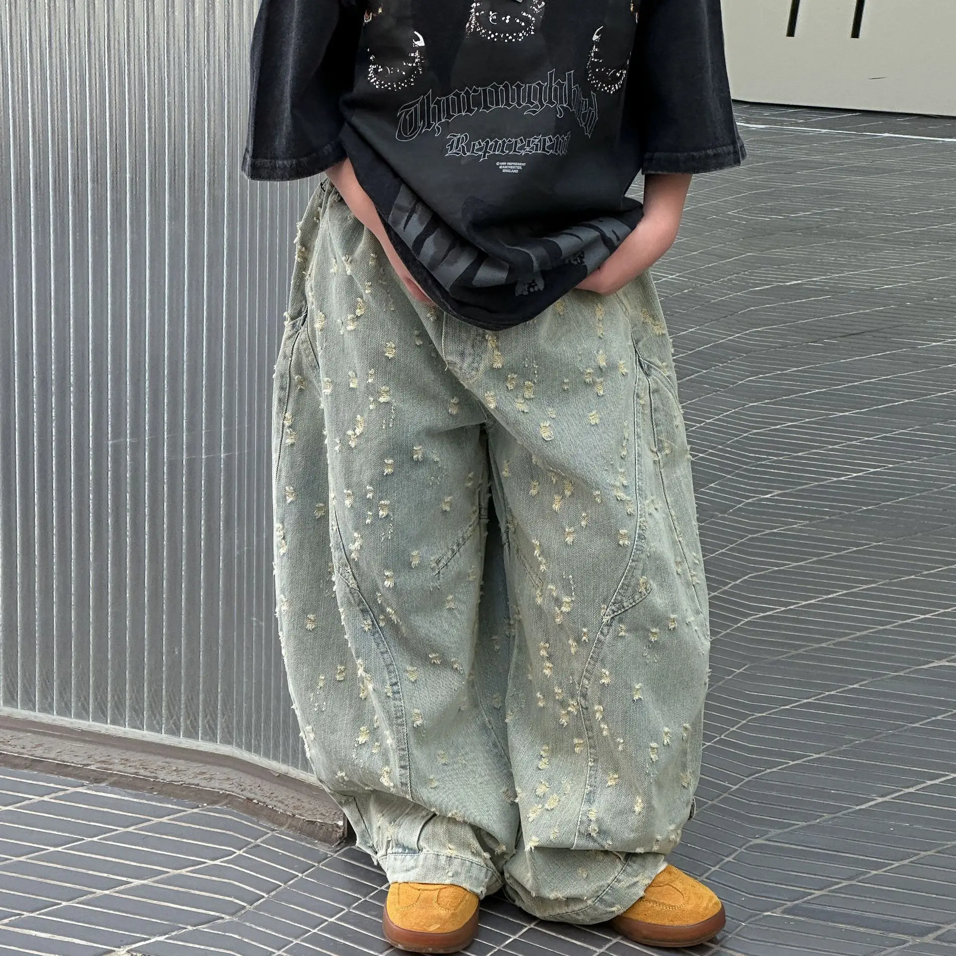 

2025 Autumn New Children's Clothing Boys' Handsome Jeans Loose Slacks Versatile Pants Trend