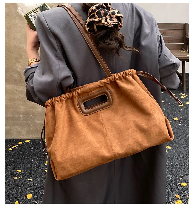 

Vintage Faux Suede women handbag large Capacity Winter new design female Shoulder bags Commuting ladies big drawstring totes