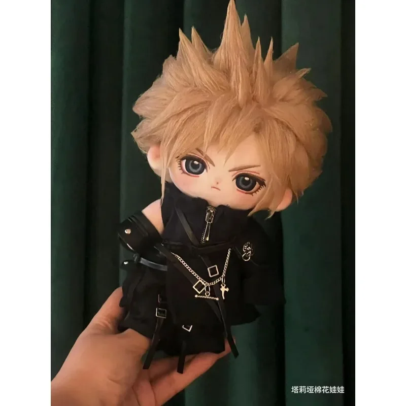 

Game Cloud Strife Puppet Figure Mascot Costume Plush 20cm Doll for Cosplay Events