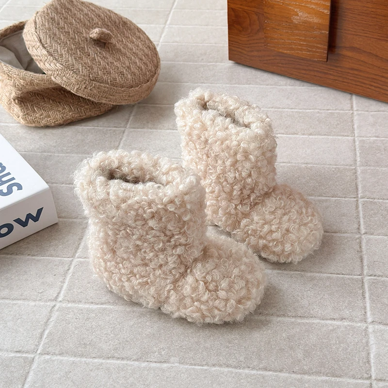 الفاخرة سميكة تيدي الفراء الأحذية طفلة رقيق الدافئة أفخم الجوارب الشتاء العلامة التجارية حذاء طفل صغير مصمم جولة تو الأحذية القطنية