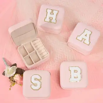 ใหม่ Creative Letter กล่องเครื่องประดับแบบพกพาแหวนสร้อยคอต่างหูต่างหูต่างหูต่างหูต่างหูกล่องเก็บ-liu