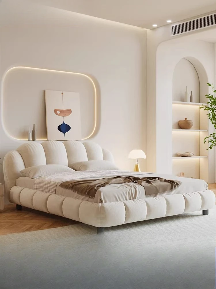 

Cream style petal bed modern simple Internet celebrity bedroom home small apartment double cat paw cloud 1.8 meters