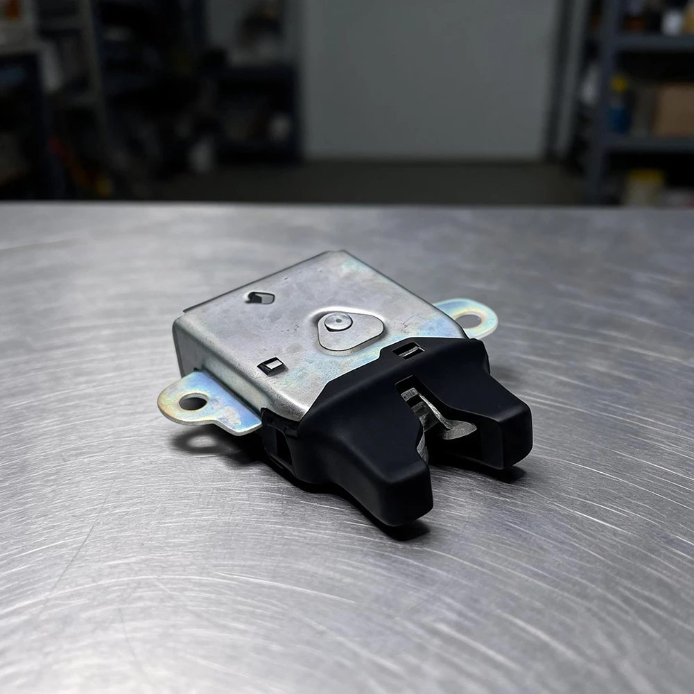 Tailgate Latch Lock Actuator 6461012360 For Toyota Corolla 2004 2005 2006 2007 2008 2009 2010 2011 2012 2013 Direct Fit
