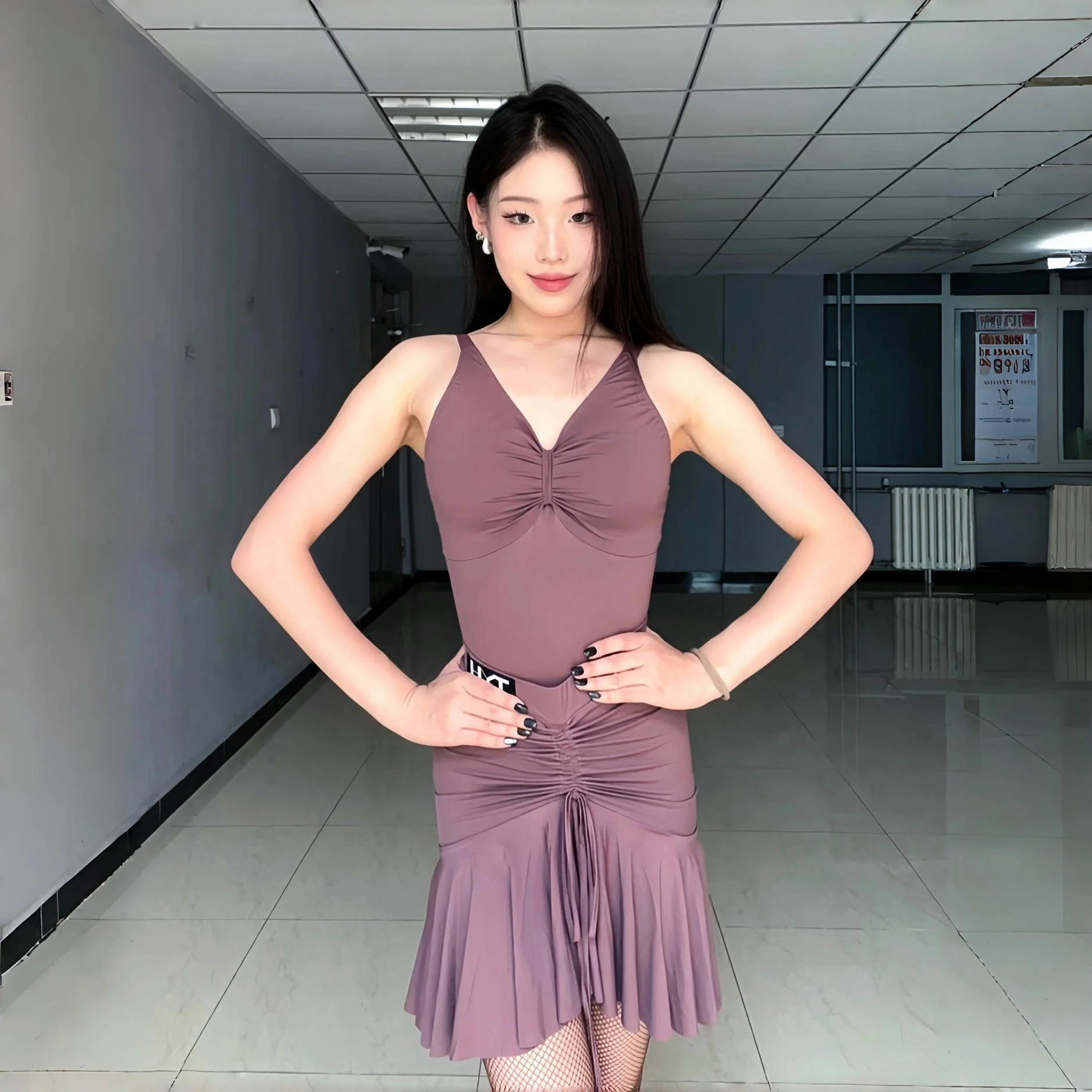 

Женский костюм для латинских бальных танцев по индивидуальному заказу, тренировочный наряд, камзол, комбинезон с v-образным вырезом, юбка с разрезом на шнурке, комплект faldas