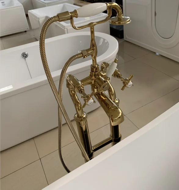 Floor-Mounted Brass-Plated Bathroom Constant Temperature Faucet Shower Set