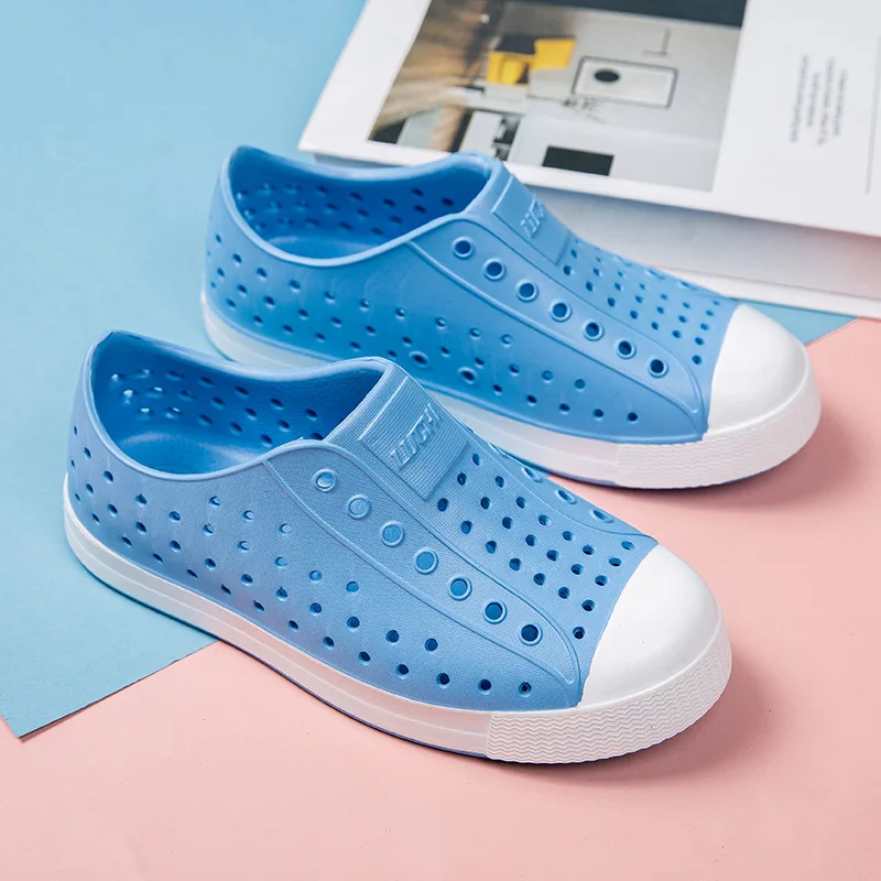 

Summer Children Sandals Boys Cave Shoes Girls Garden Clogs EVA Lightweight Outdoor Kids Beach Sports Water Shoes Unisex Slip-On