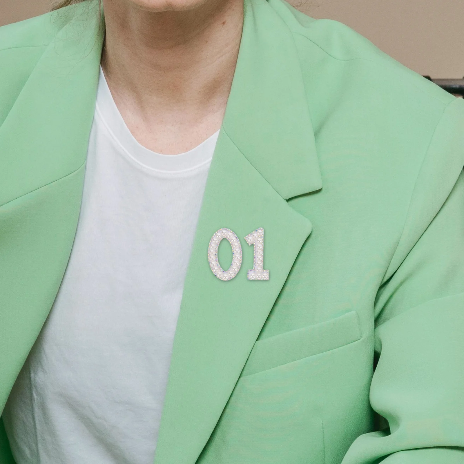 

10 pcs Pearl Diamond Rhinestone Iron On Patches Glitter Number Applique Clothing Embellishment Repair Patch For Jackets Bags