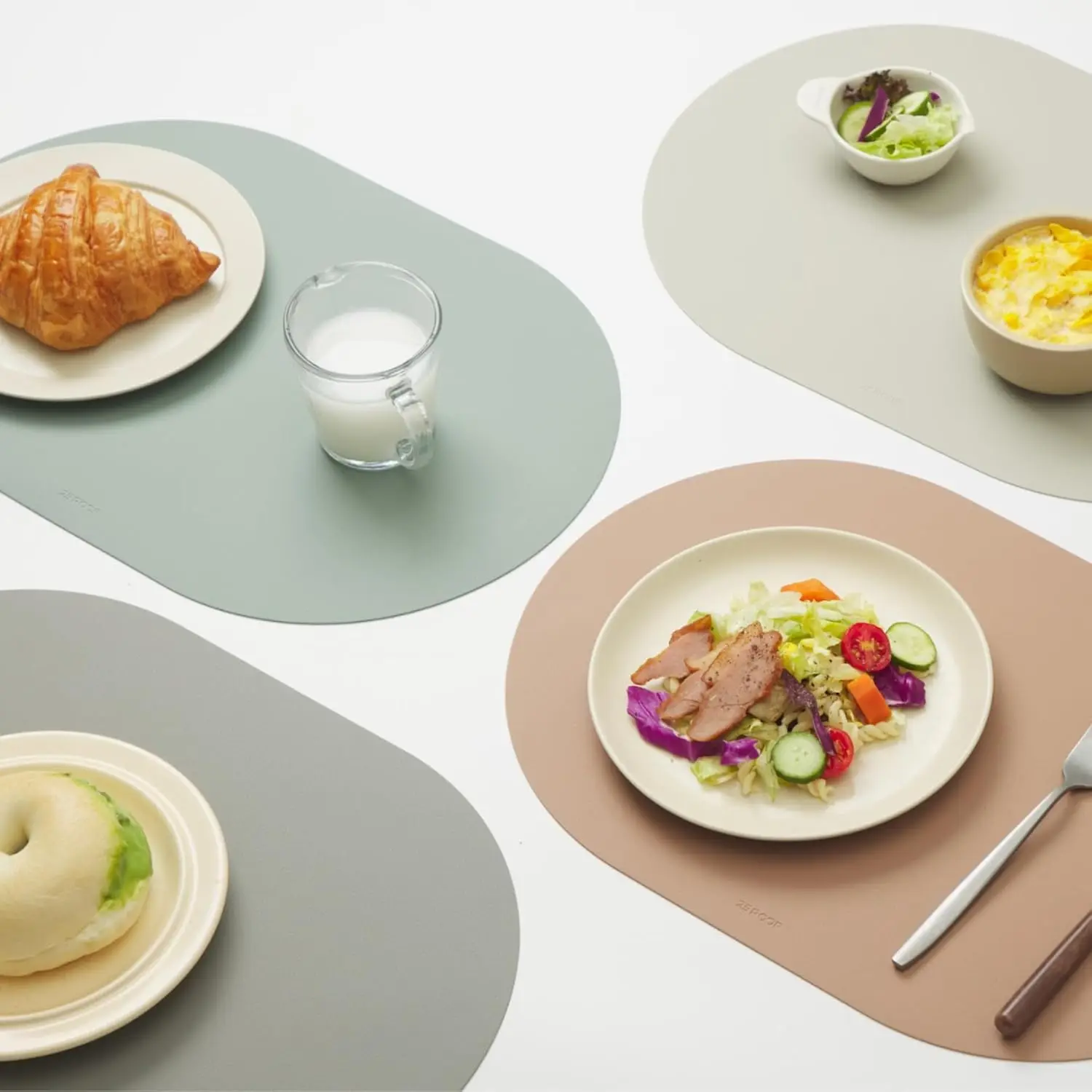 

Набор из 4 матовых овальных силиконовых подставок под тарелки – термостойкие, водонепроницаемые, легко моются, нескользящие, современные подставки для обеденного стола.