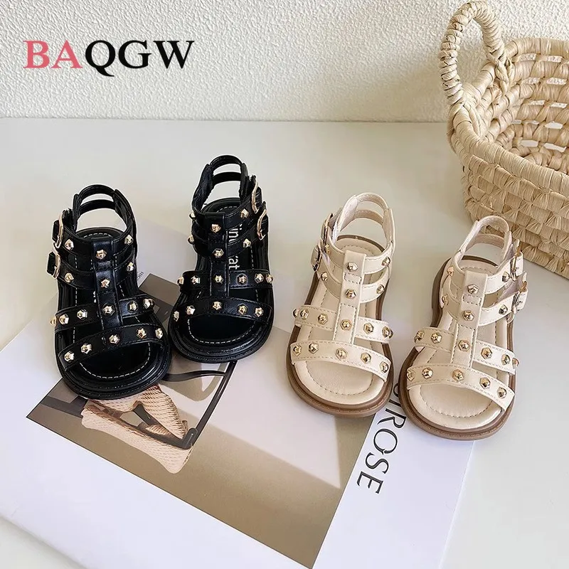 2024 Summer Children\'s Retro Roman Sandals for Girls New Korean Comfortable Soft Sole Outside Girls\' Fashion Rivet Beach Shoes