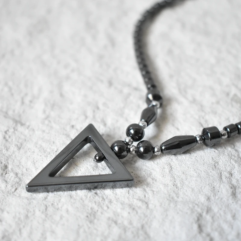 45cm Magnetic Hematite Tube Beads Triangle Pendant Necklace for Men, Energy Healing Health Gift