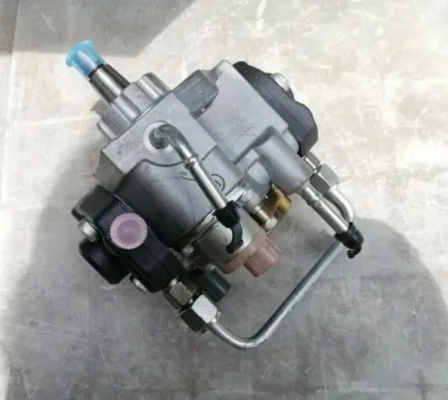

294000-0781 16700-VM00A Diesel Common Rail Injection Pump 294000-0780 16700-VM01C for Nissan YD25 Pathfinder Navara Cabstar