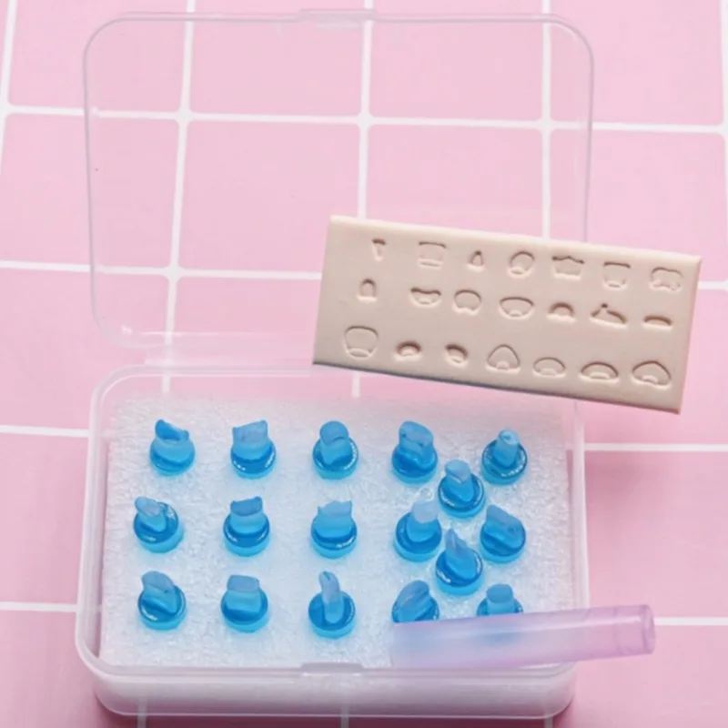 Q-Version Figurine …