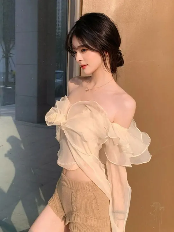 

Уникальный красивый топ с открытыми плечами и кружевным подолом, женская модная повседневная блузка с длинным рукавом, весна 2025