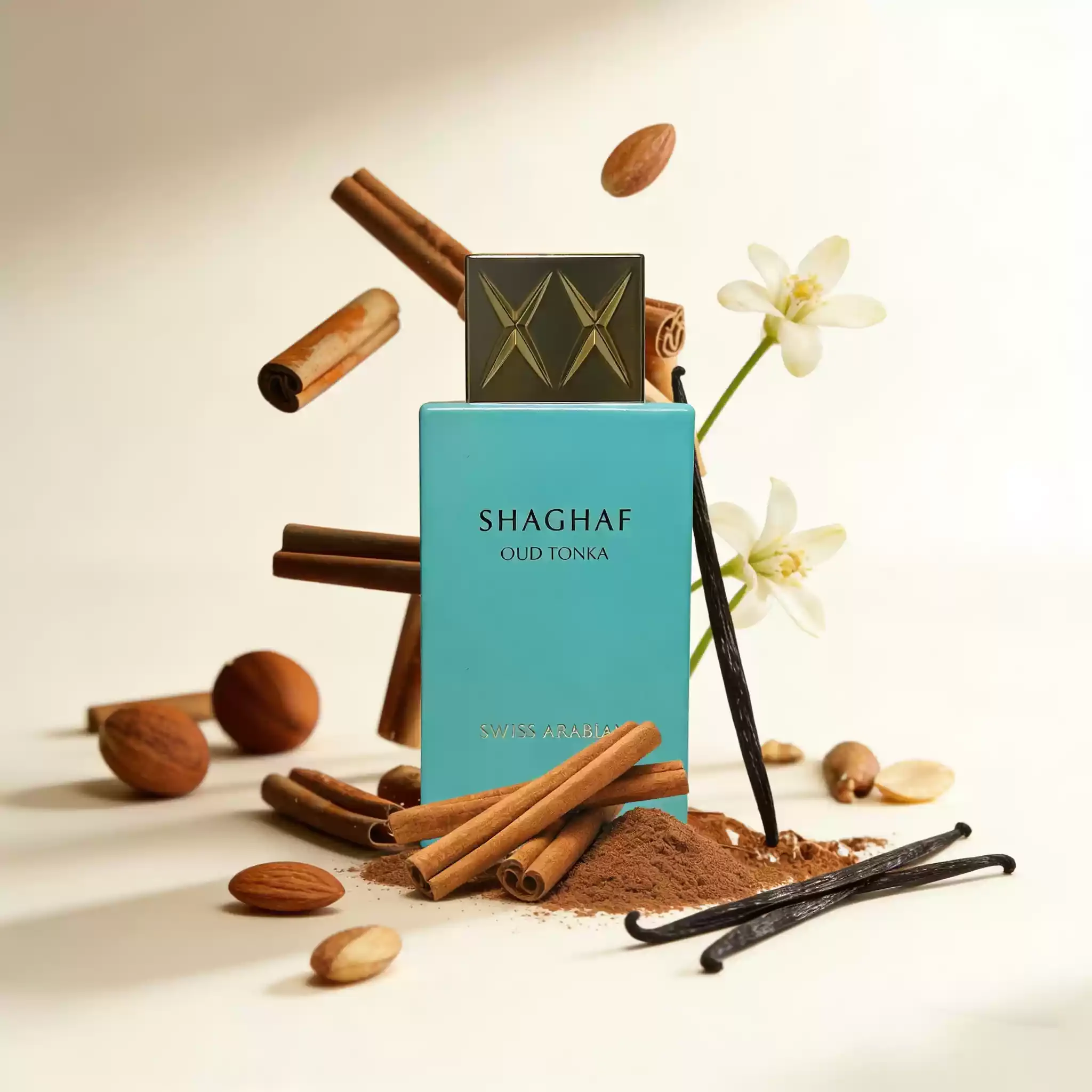 Perfume unisex Luxury Oriental Oud EDP 100ml, tapa cuadrada dorada brillante, aroma amaderado rico para uso diario, negocios, citas y ocasiones formales.