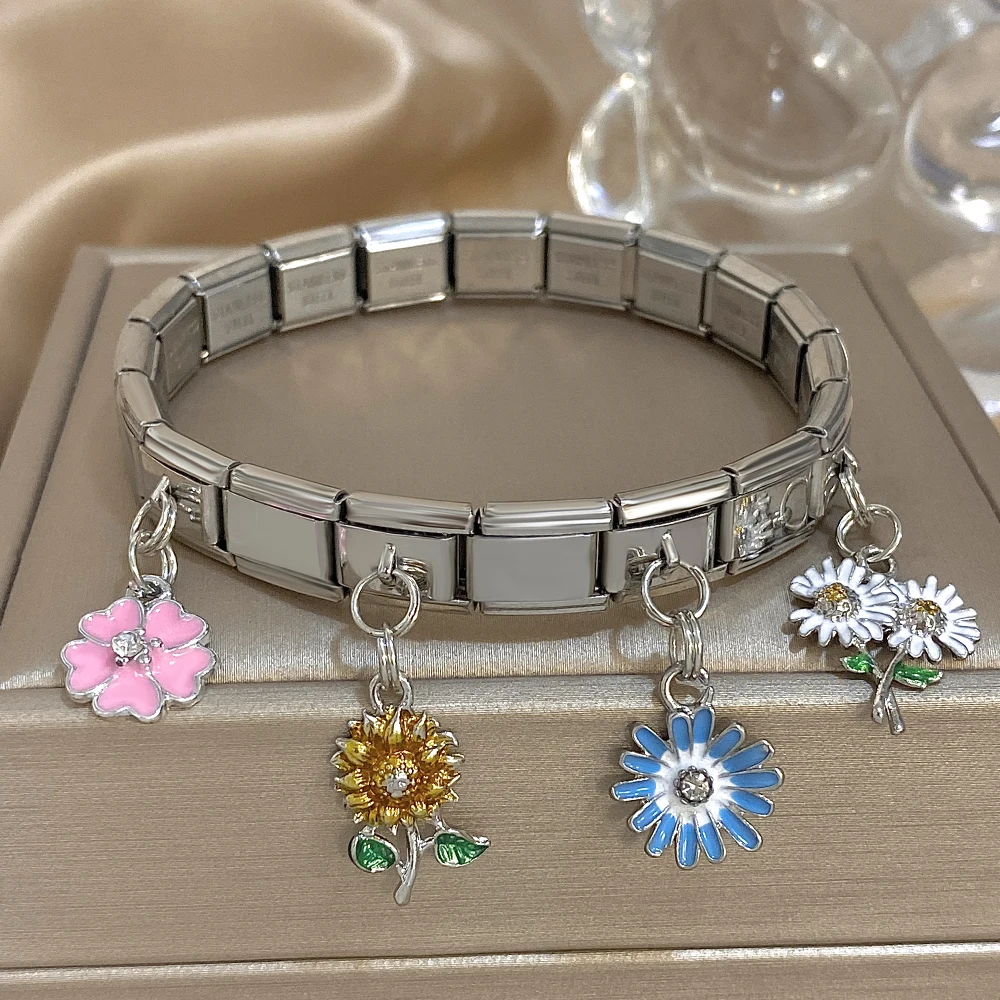 

DODOHAO Flowers Elastic Charms Bracelets For Women Classic Charms Bracelets Stretch Bangles Fashion Stainess Steel Jewelry