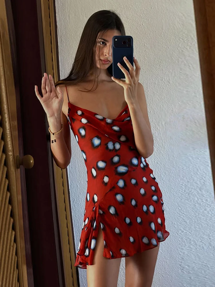 Gepunktetes Rüschen-Minikleid mit Seitenschlitz für Damen, sexy V-Ausschnitt, ärmellos, rückenfrei, unregelmäßiger Saum, schmale Passform, schicke Partykleidung für Damen – Detail 3