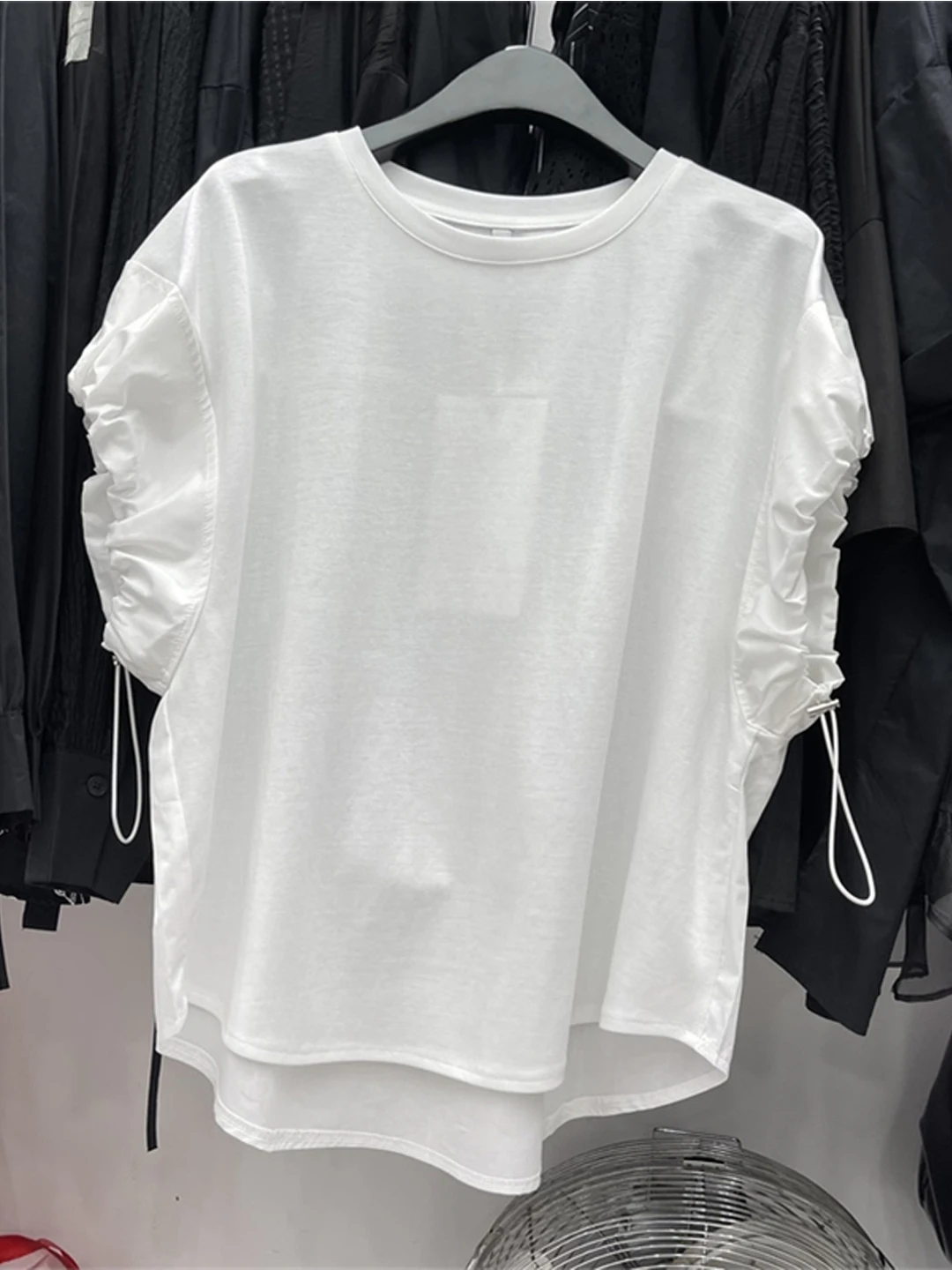 

Round Neck Puff Sleeve Patchwork Design T-shirt for Women's Summer 2025 New Korean Versatile Slimming Top