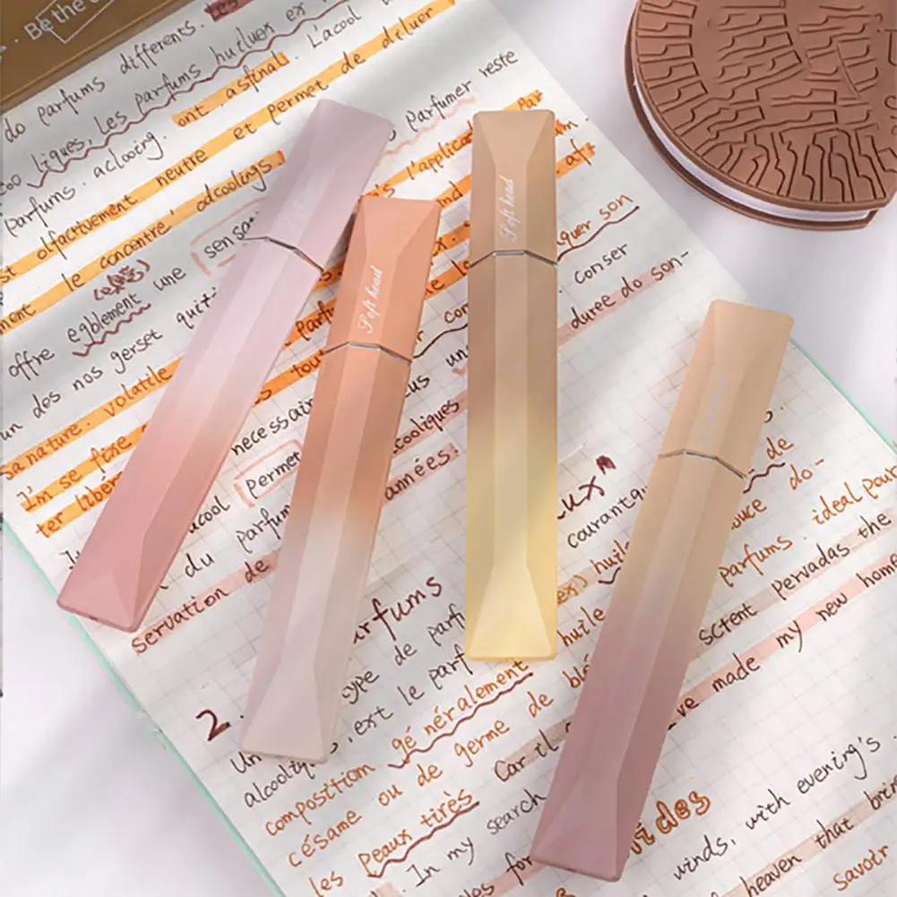 ปากกาไฮไลท์หัวสิ่วปากกาเน้นข้อความ4ชิ้นแบบพกพาไม่ทำให้เลือดแห้งเร็วอุปกรณ์สำนักงานโรงเรียน