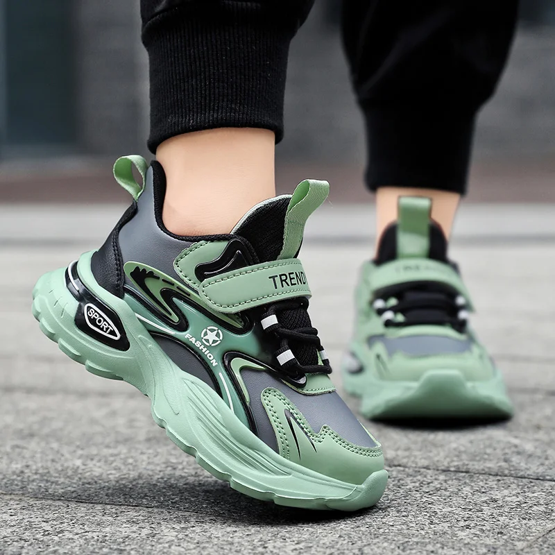 الشتاء الأطفال حذاء كاجوال 2025 مع توسيد الدفء سميكة وحيد أحذية رياضية موضة خفيفة الوزن المضادة للانزلاق الاطفال احذية الجري