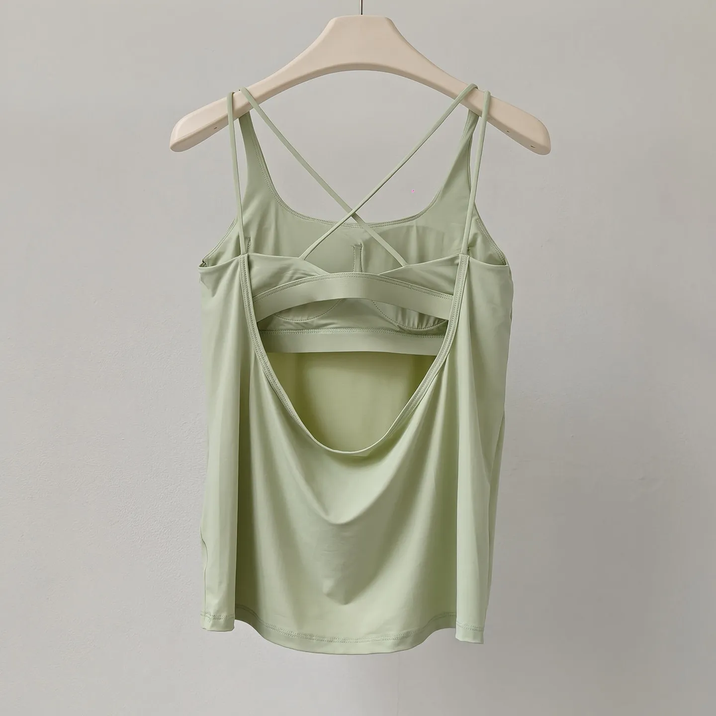 Yoga-Tops für Frauen mit Brustpolstern, Shirts, Zweiteiler-Optik, Sexy Rückenfreie Sportweste, Bluse, Schlanke und Lockere Fitness-Tops – Detail 7