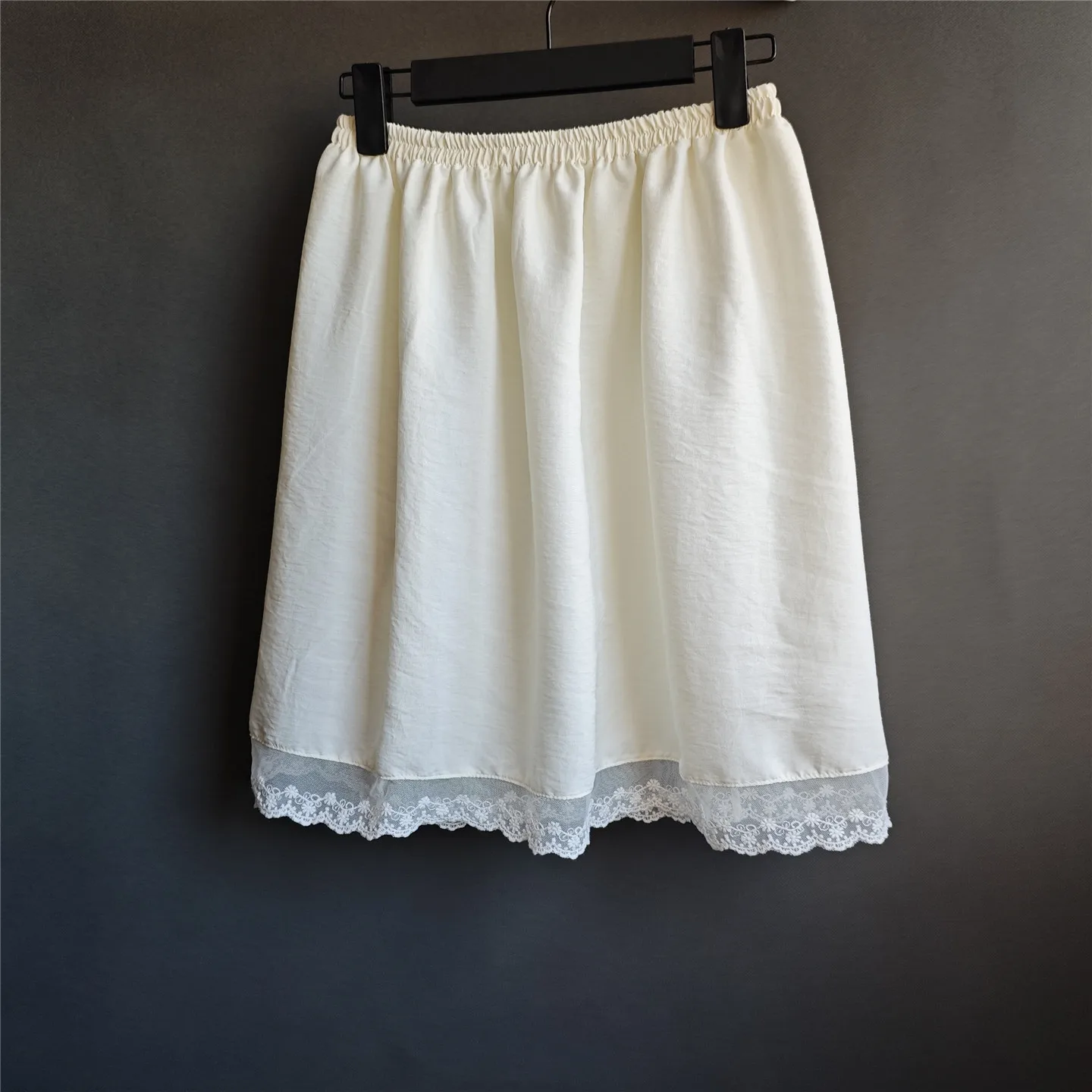 

Summer Anti-Light Soft Skin-Friendly Lace Underdr Midi Skirt Flowy Base Layer Skirt High Waist A-Line Polyester Fiber