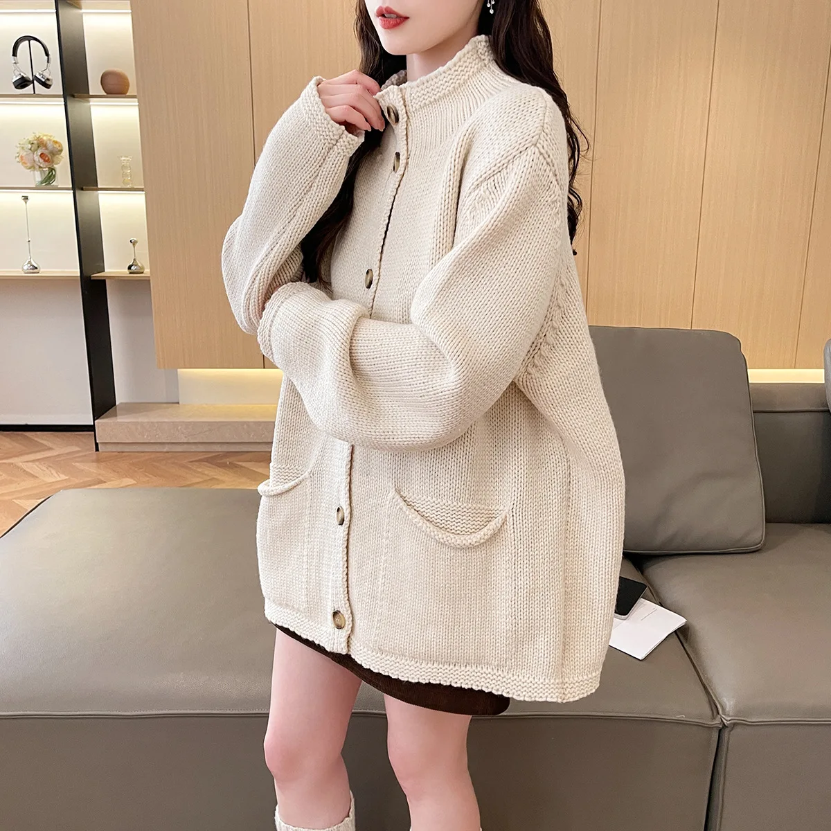 SuperAen Stand Collar Retro Artistic Knitted Cardigan Women Autumn and Winter 2025 New Loose Design Thickened Sweaters
