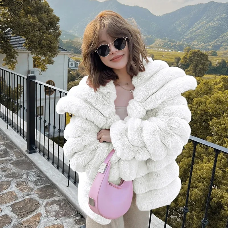 2024 Winter Faux Fur Cotton-padded Jacket New Loose Temperament Comfortable Mao Mao Mink Fashion Warm Casual Coat Female Tide.