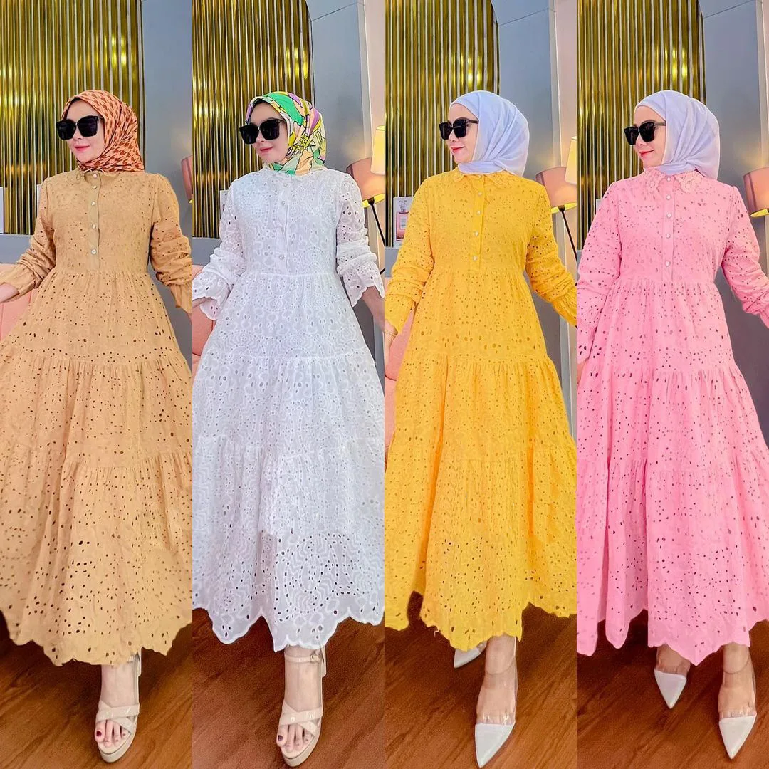 Jalabiya Women Eid Muslim Abayas Embroidered Hollow Lace Dress Turn Down Collar Long Sleeve Robe Solid Women Party Dresses