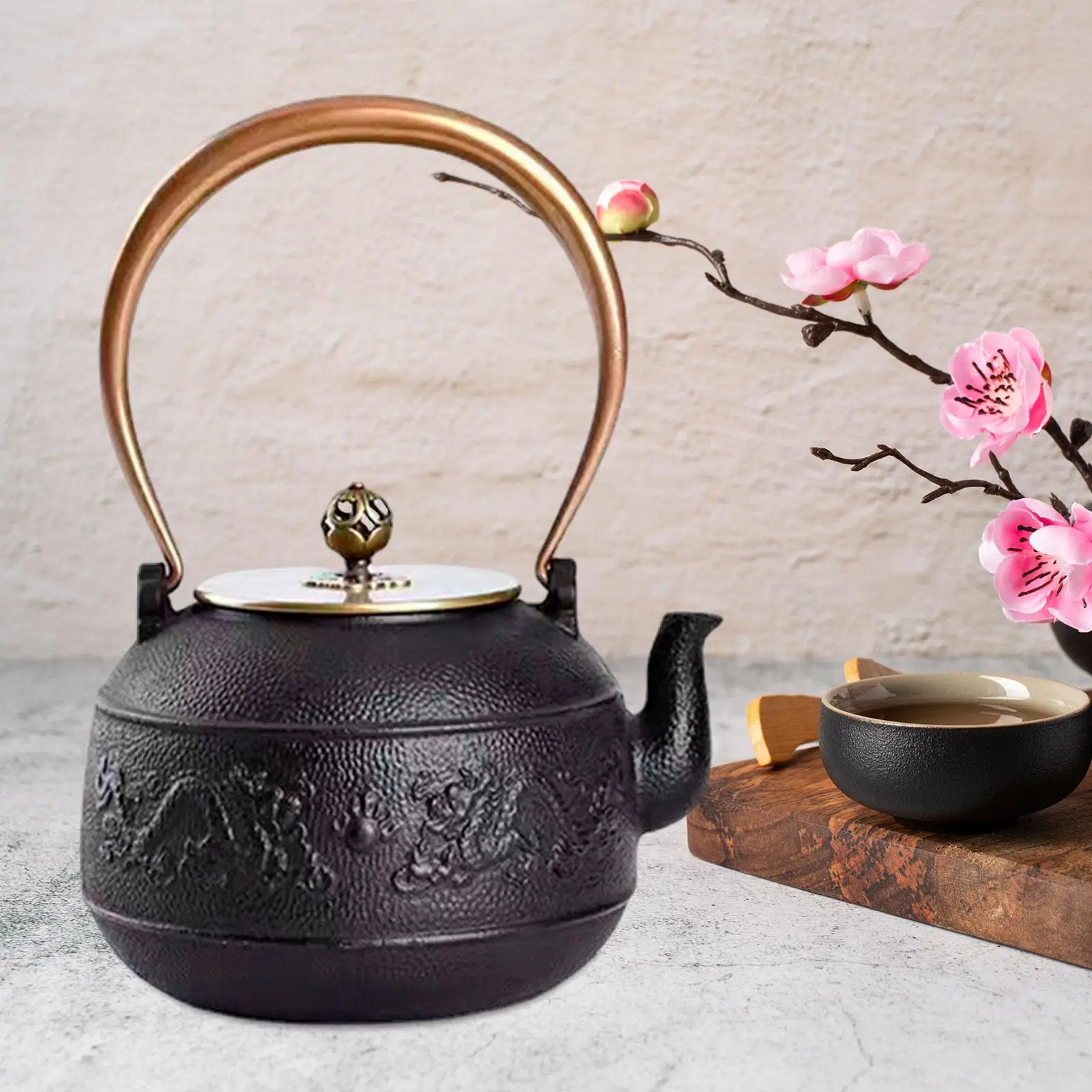 

Cast Iron Teapot 1.3L and Handle Multiuse Practical Chinese Tea Pot Water Kettle for Hiking Living Room Home Kitchen