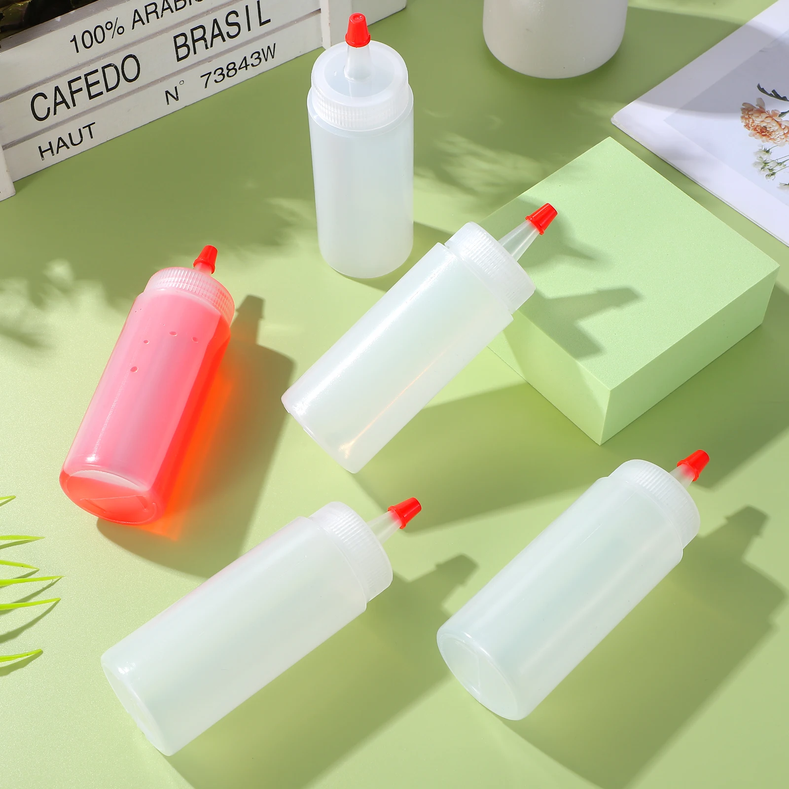 

6Pcs Plastic Capacity Dispenser Bottles 120Ml Squeeze Flow Design Refillable Applicator Bottles for Liquid Glue Toner Facial