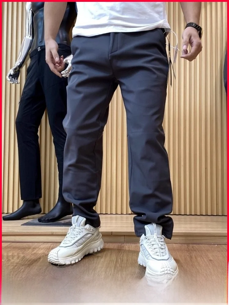 

Men's Outdoor Windproof Waterproof Fce Lined Soft ell Cargo Pants Functional Sle 3D Tailoring New Winter Arrival