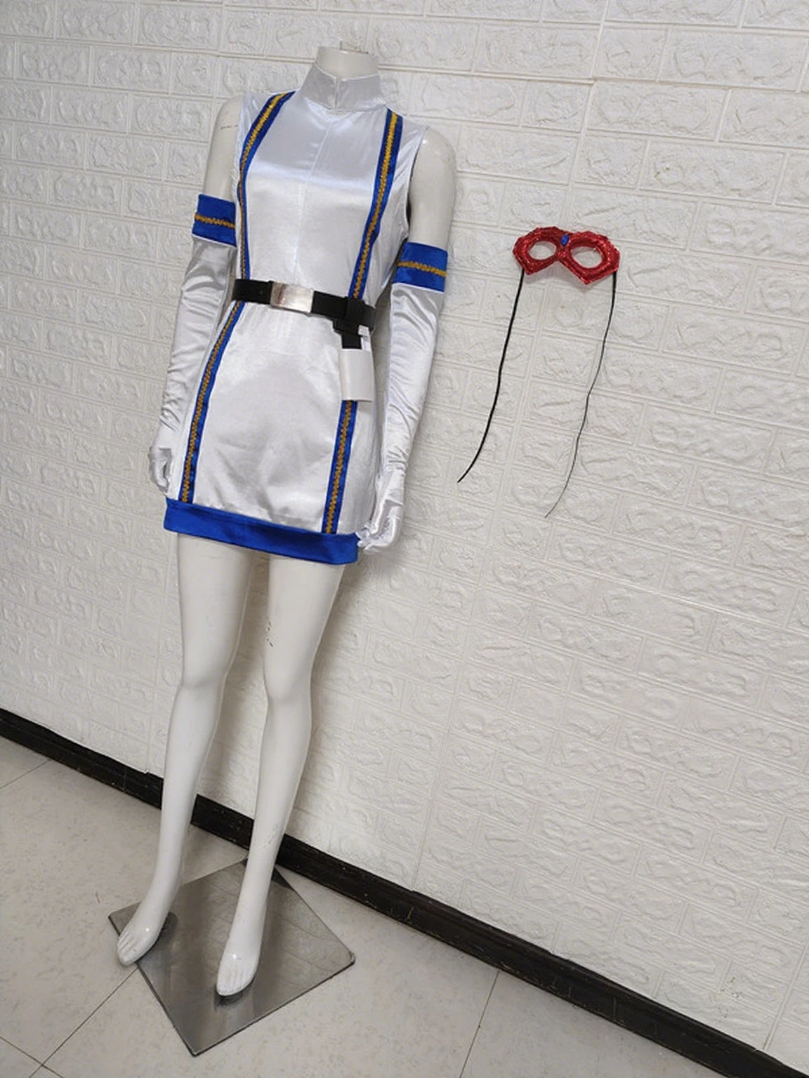 Tokusatsu Giga طبعة الفيلم مثير الساحرة دور اللعب كوميك كون عالي اللمعان النسيج المرقعة فستان أبيض S-XL تأثيري حلي