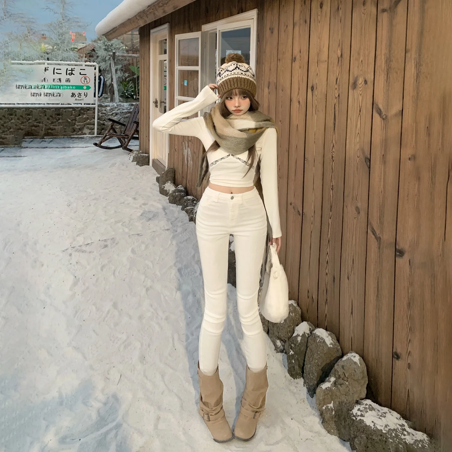 

High Waist White Skinny Jeans For Women Winter New Style Slim Fit Pencil Pants With Boots