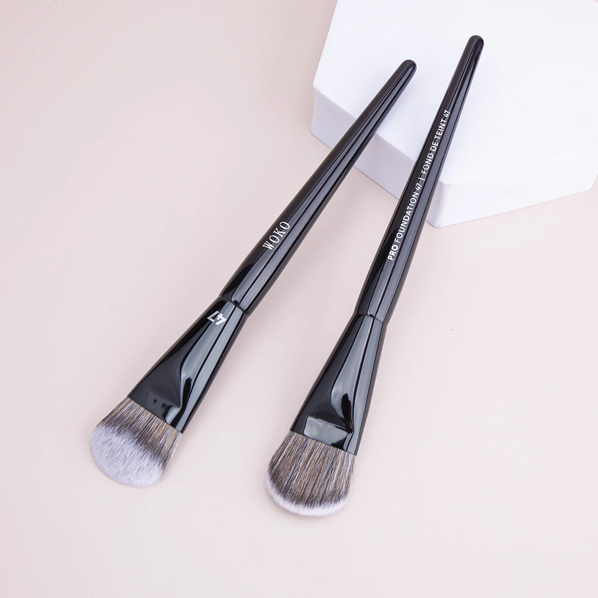 Foundation Brush PRO 47 Broom Foundation Shadow Blending Blush Liquids Creams Sticks Make Up Brush Face Creams Makeup Tool