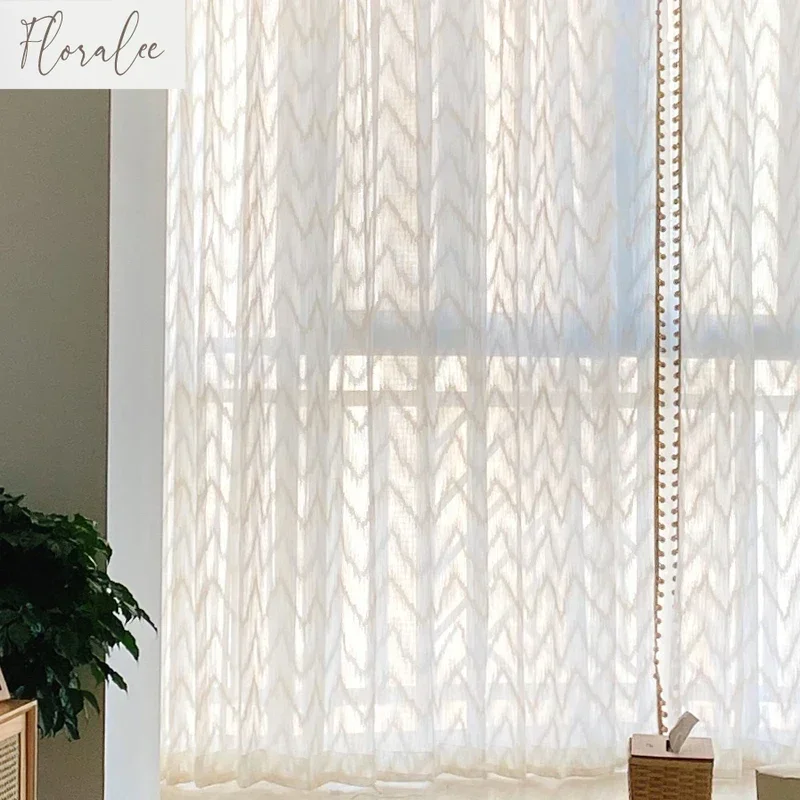 

American Luxury Golden Curtains for Living Room Bedroom Lace Stitching Curtains Blackout Custom High-end Window Tulle Curtains