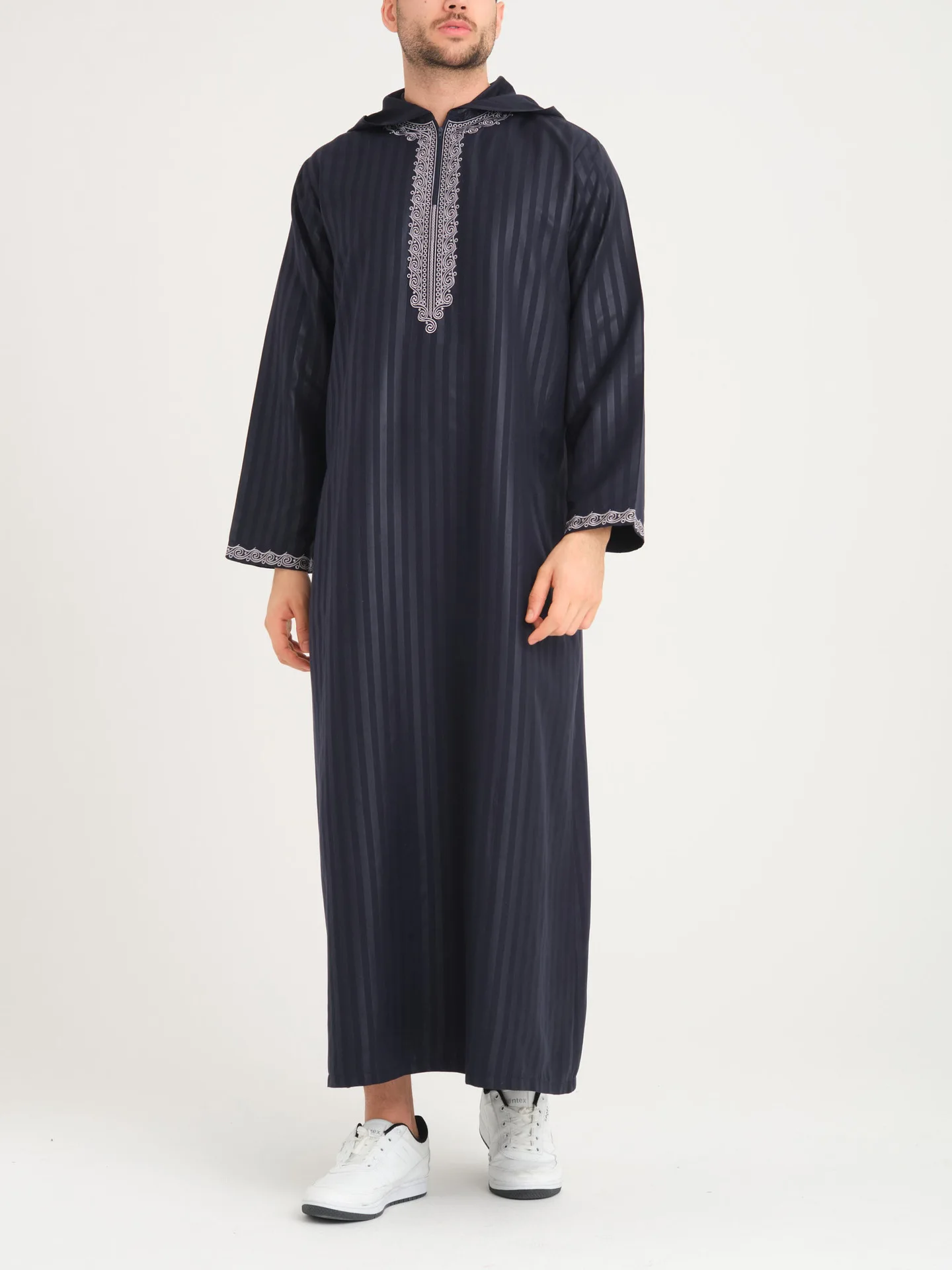 2026 New Middle East Men Clothes Moroccan Robe Muslim Men Dress Luxury Embroidered Hooded Abaya Islamic Kaftan Saudi Arabic Gown