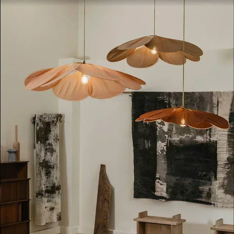 Nowoczesna tkanina Art płatek wiszący żyrandol salon sypialnia stół do jadalni Bar Home Decor lampy kolorowy kwiat wisiorek światło